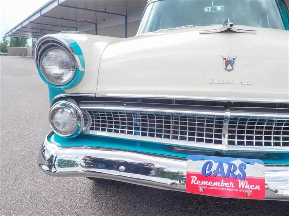 1955 Ford Fairlane 1st Gen - Image 24 of 31