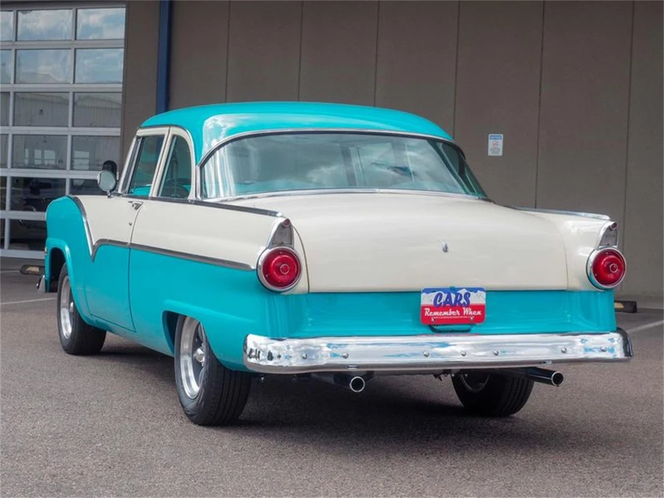1955 Ford Fairlane 1st Gen - Image 8 of 31