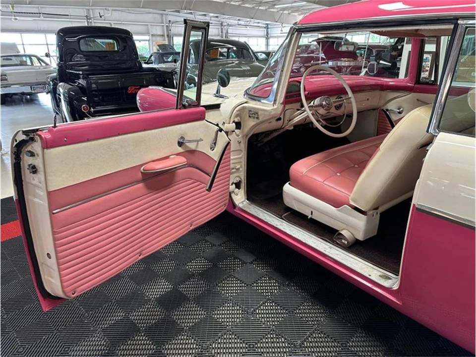 1955 Ford Fairlane 1st Gen - Image 15 of 31
