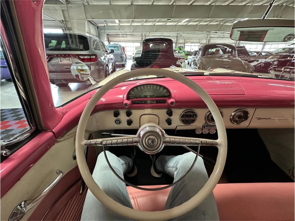 1955 Ford Fairlane 1st Gen - Image 23 of 31