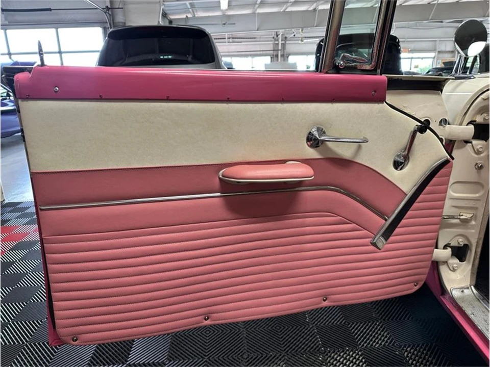 1955 Ford Fairlane 1st Gen - Image 16 of 31