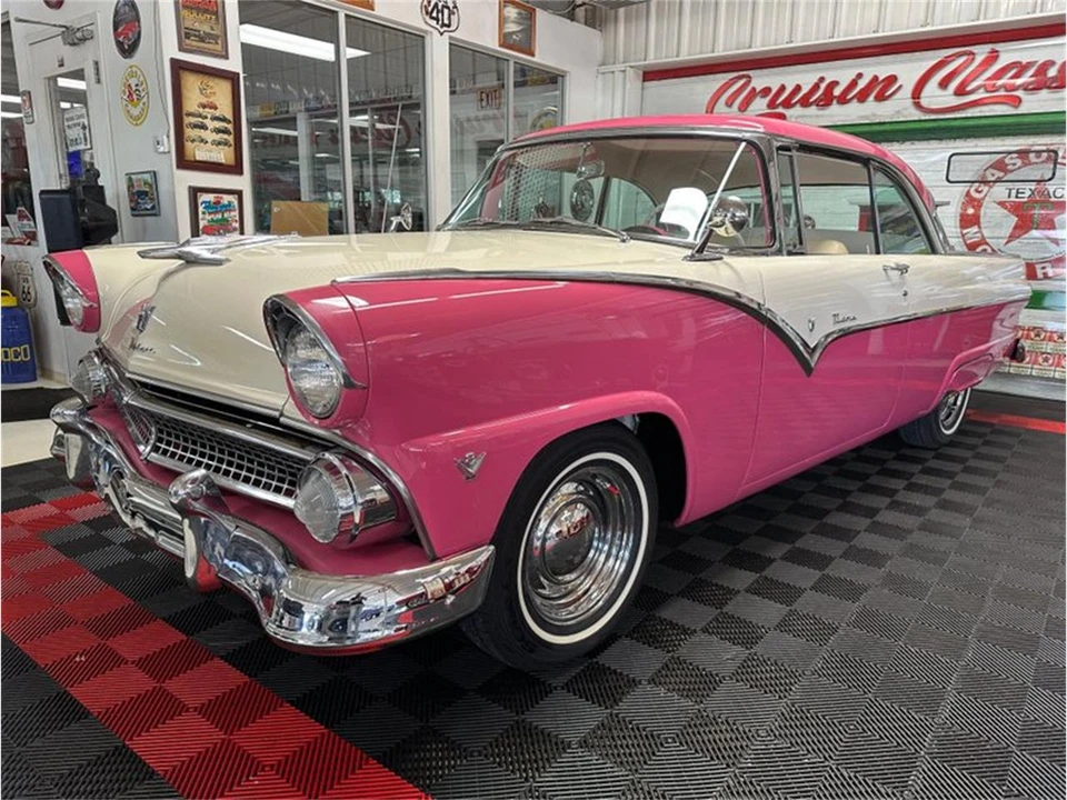 1955 Ford Fairlane 1st Gen - Image 8 of 31