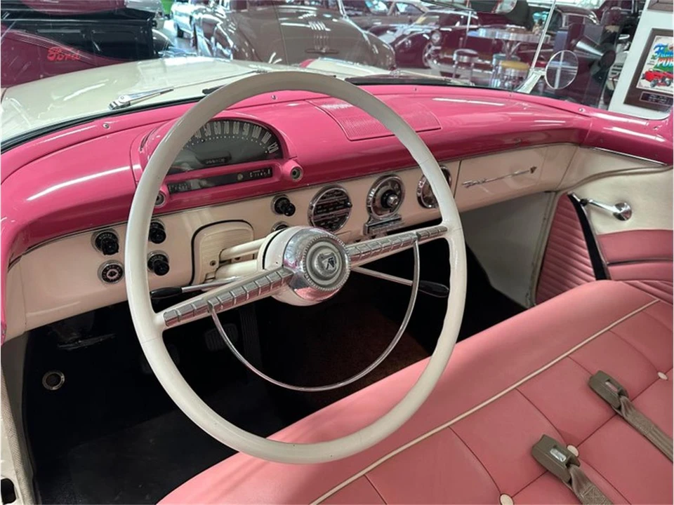 1955 Ford Fairlane 1st Gen - Image 22 of 31
