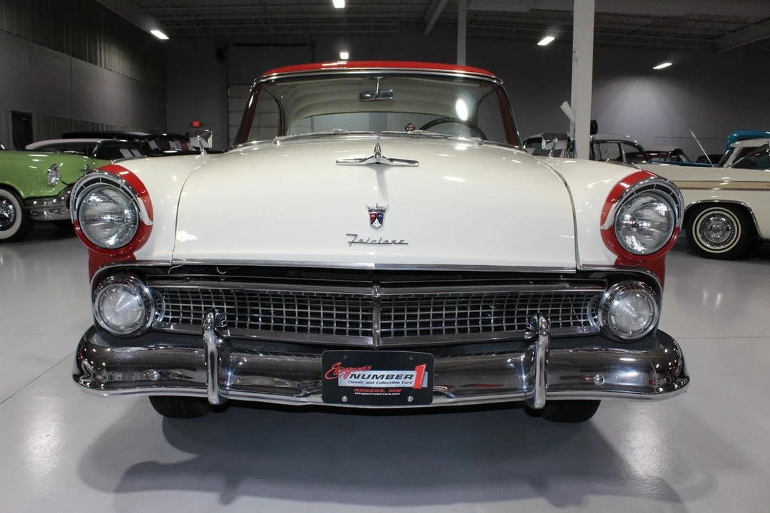 1955 Ford Fairlane 1st Gen - Image 30 of 31