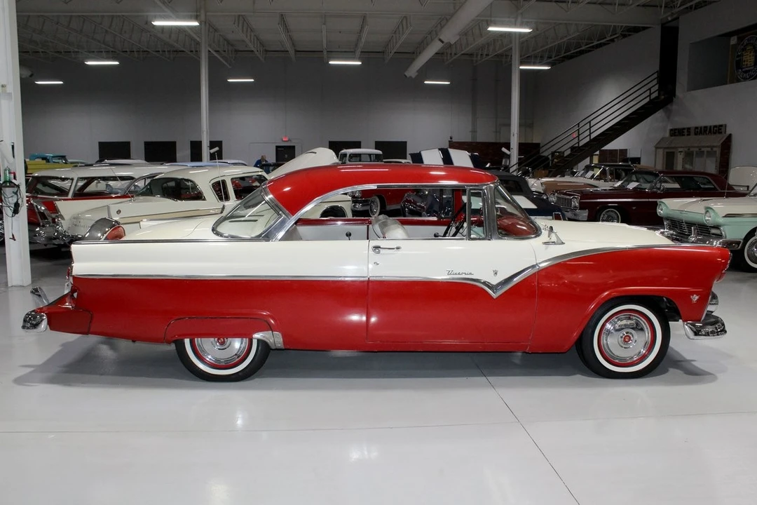 1955 Ford Fairlane 1st Gen - Image 16 of 31