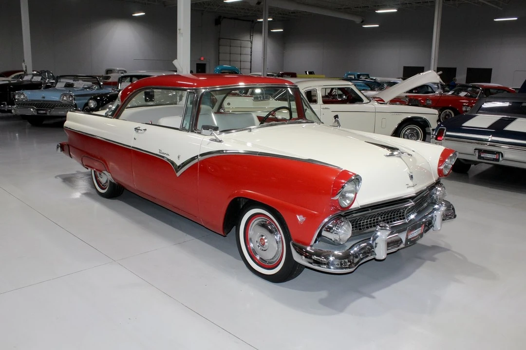 1955 Ford Fairlane 1st Gen - Image 15 of 31