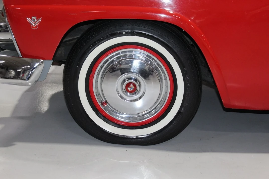 1955 Ford Fairlane 1st Gen - Image 22 of 31