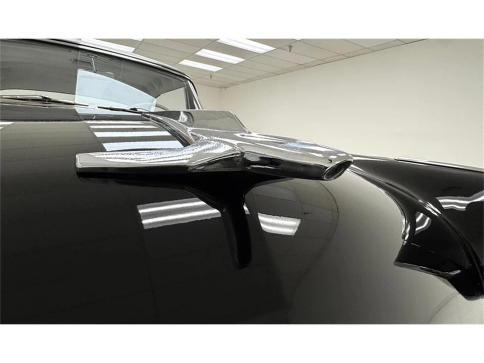 1955 Ford Fairlane 1st Gen - Image 11 of 31
