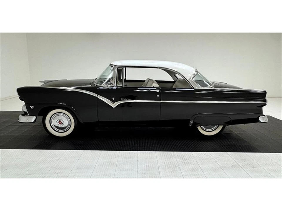 1955 Ford Fairlane 1st Gen - Image 2 of 31