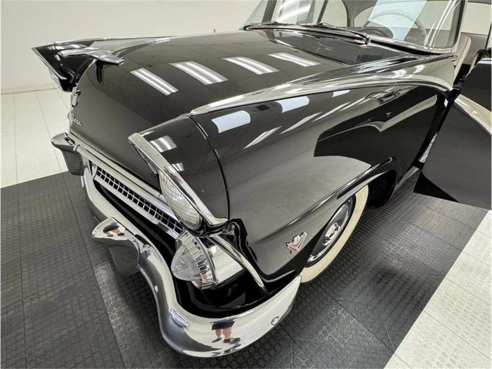 1955 Ford Fairlane 1st Gen - Image 24 of 31