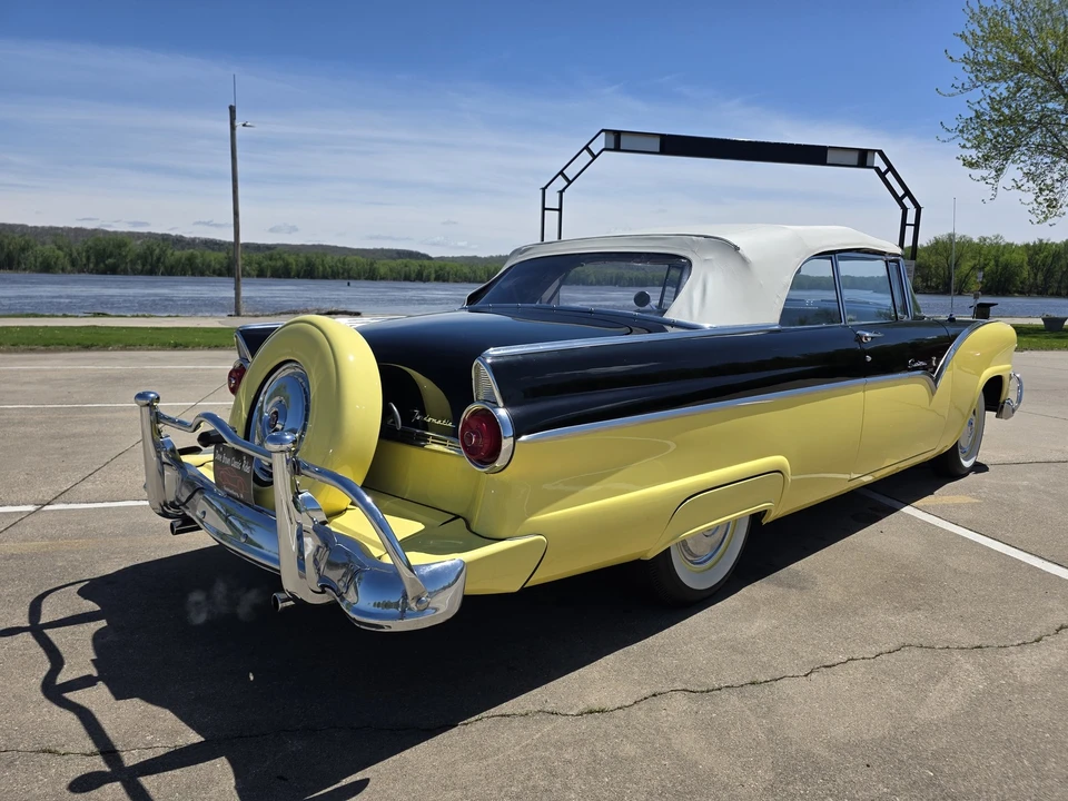1955 Ford Fairlane 1st Gen - Image 2 of 31