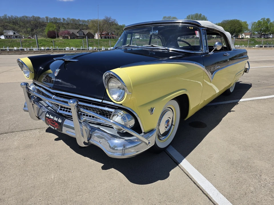 1955 Ford Fairlane 1st Gen - Image 10 of 31