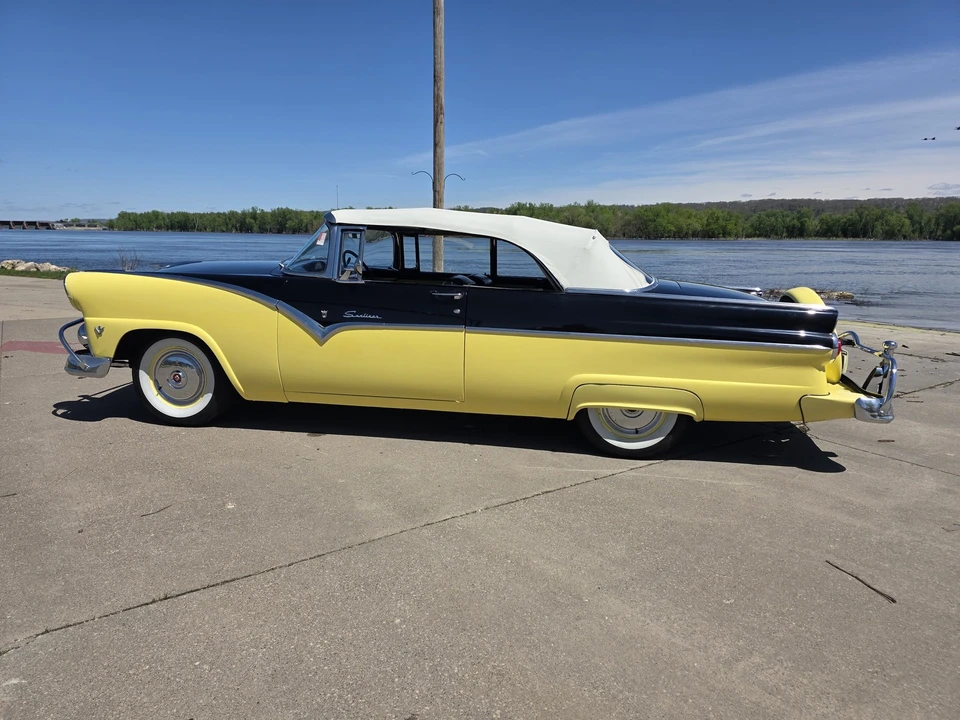 1955 Ford Fairlane 1st Gen - Image 12 of 31