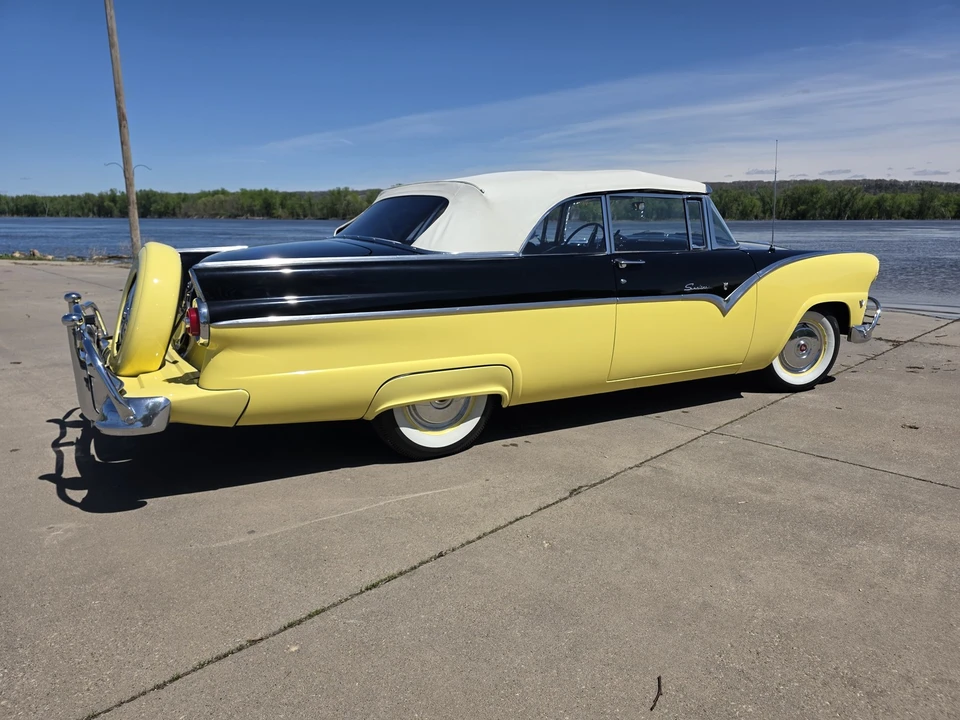 1955 Ford Fairlane 1st Gen - Image 17 of 31