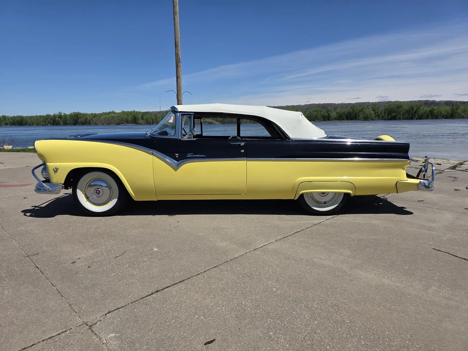 1955 Ford Fairlane 1st Gen - Image 11 of 31