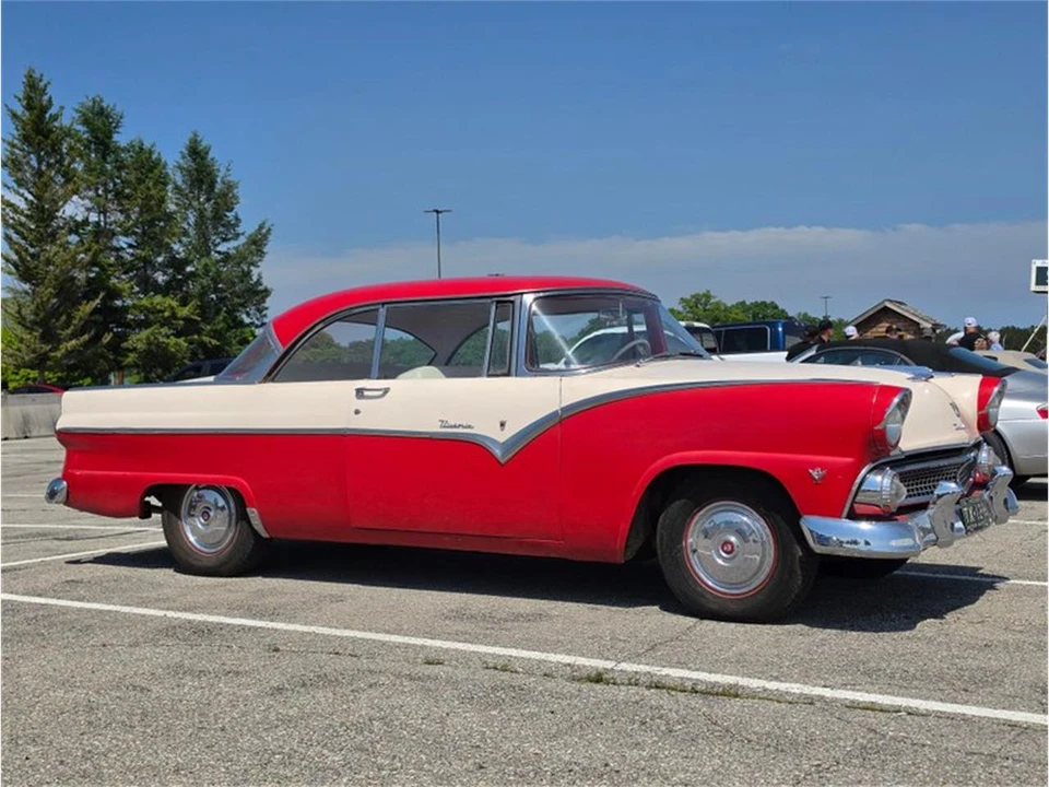 1955 Ford Fairlane 1st Gen - Image 13 of 26