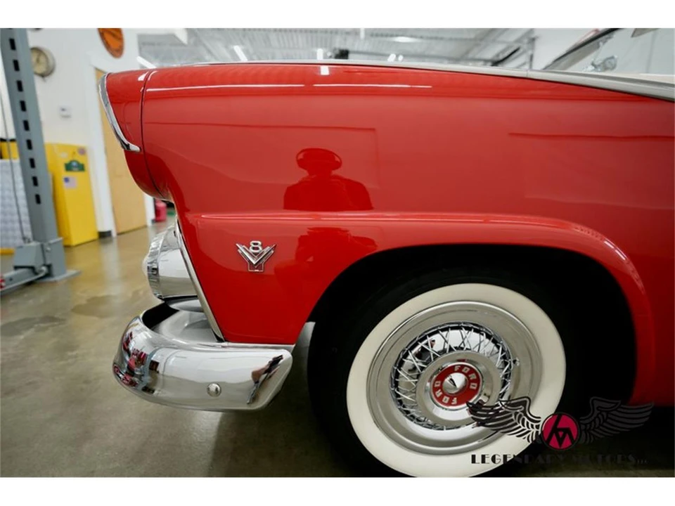 1955 Ford Fairlane 1st Gen - Image 12 of 31