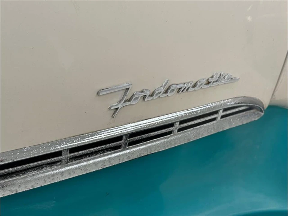 1955 Ford Fairlane 1st Gen - Image 20 of 31