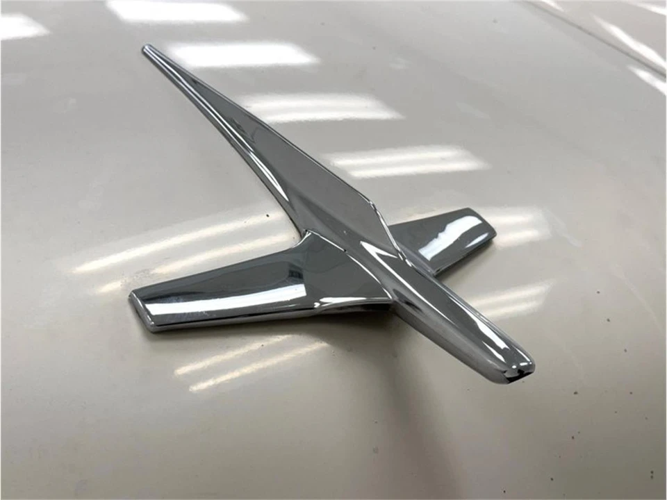 1955 Ford Fairlane 1st Gen - Image 11 of 31