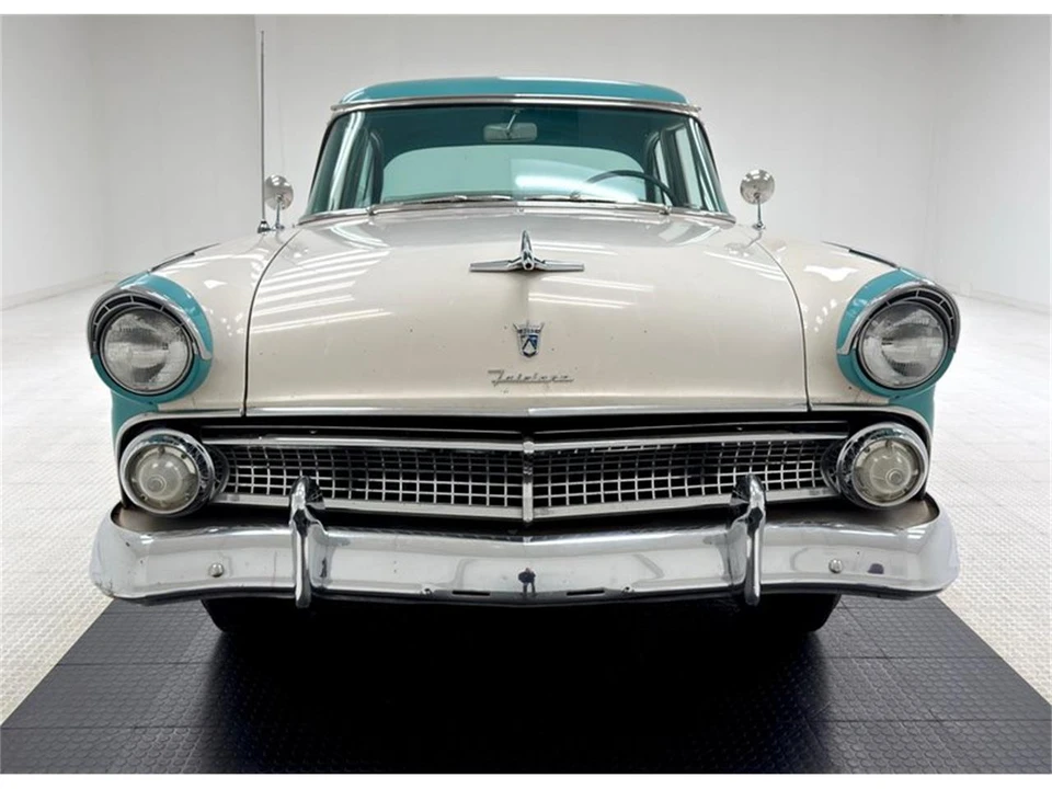 1955 Ford Fairlane 1st Gen - Image 8 of 31