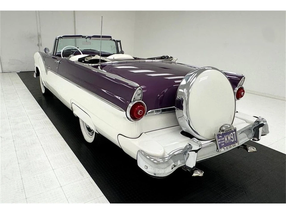 1955 Ford Fairlane 1st Gen - Image 6 of 31