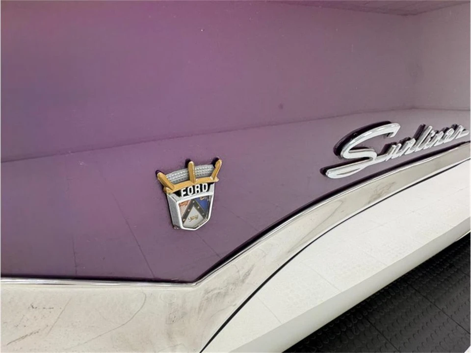 1955 Ford Fairlane 1st Gen - Image 22 of 31