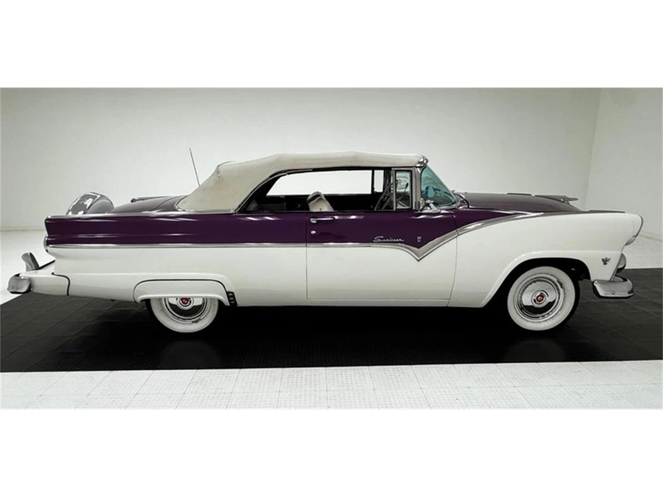 1955 Ford Fairlane 1st Gen - Image 9 of 31