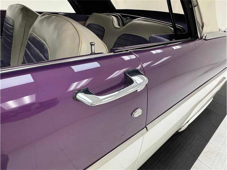 1955 Ford Fairlane 1st Gen - Image 24 of 31