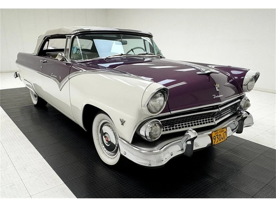 1955 Ford Fairlane 1st Gen - Image 10 of 31