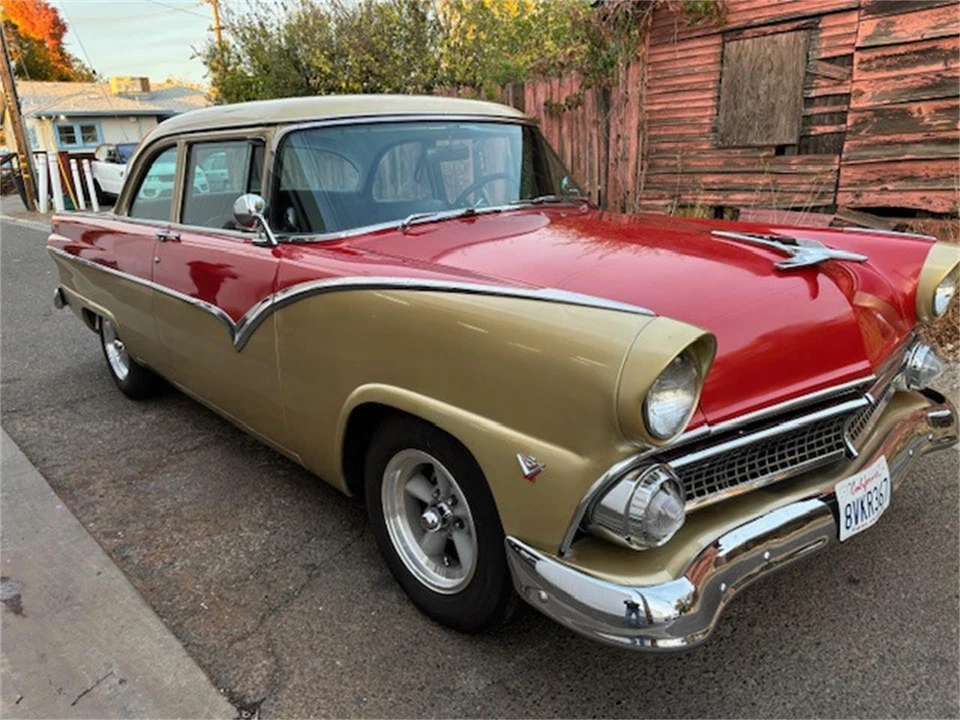 1955 Ford Fairlane 1st Gen - Image 2 of 10