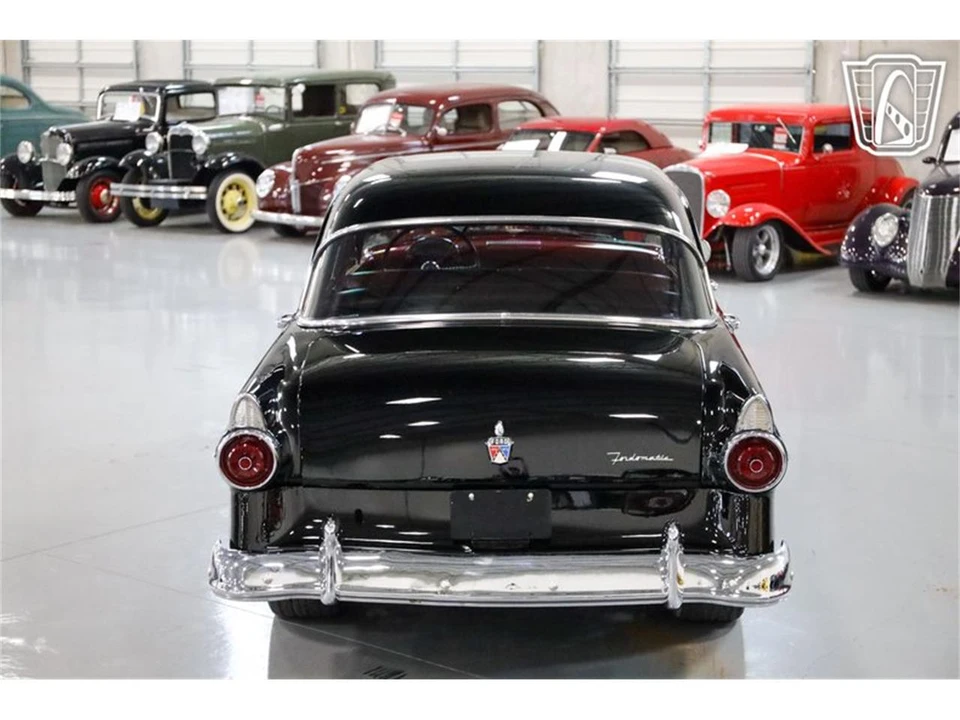 1955 Ford Fairlane 1st Gen - Image 22 of 31