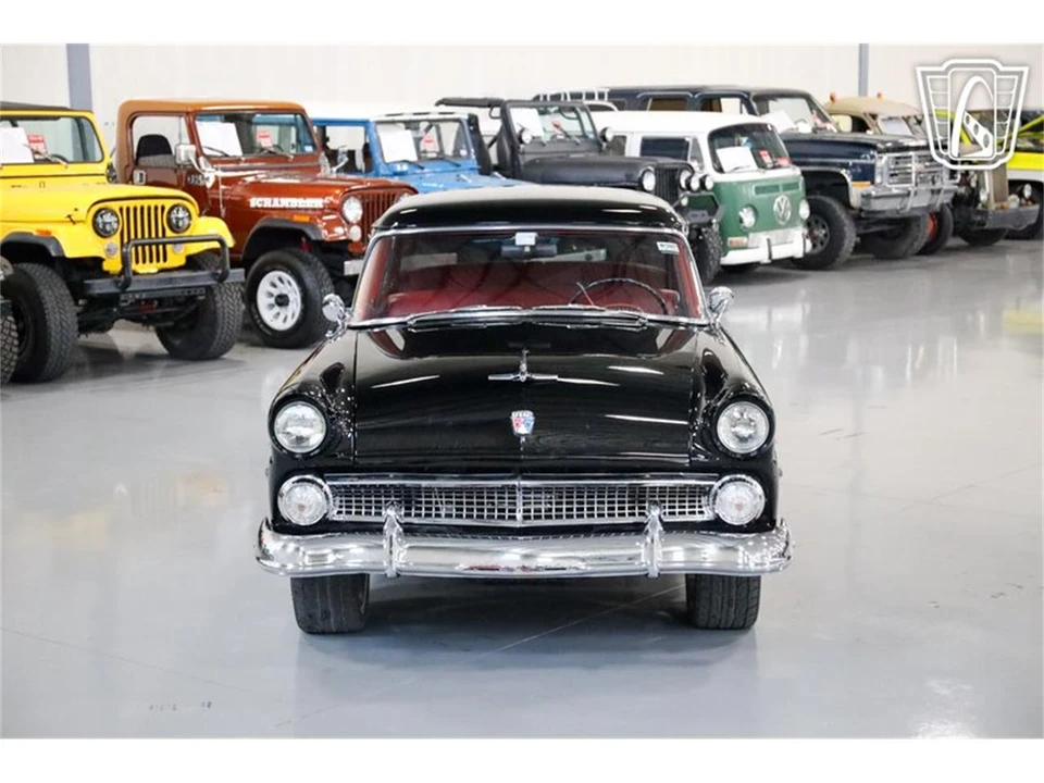 1955 Ford Fairlane 1st Gen - Image 3 of 31