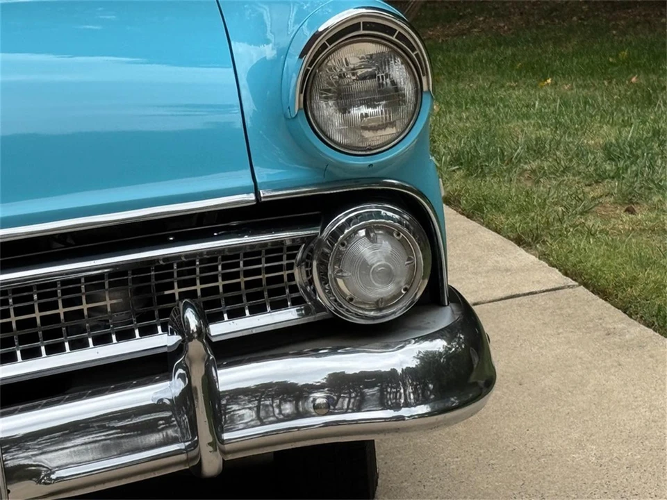 1955 Ford Fairlane 1st Gen - Image 18 of 31