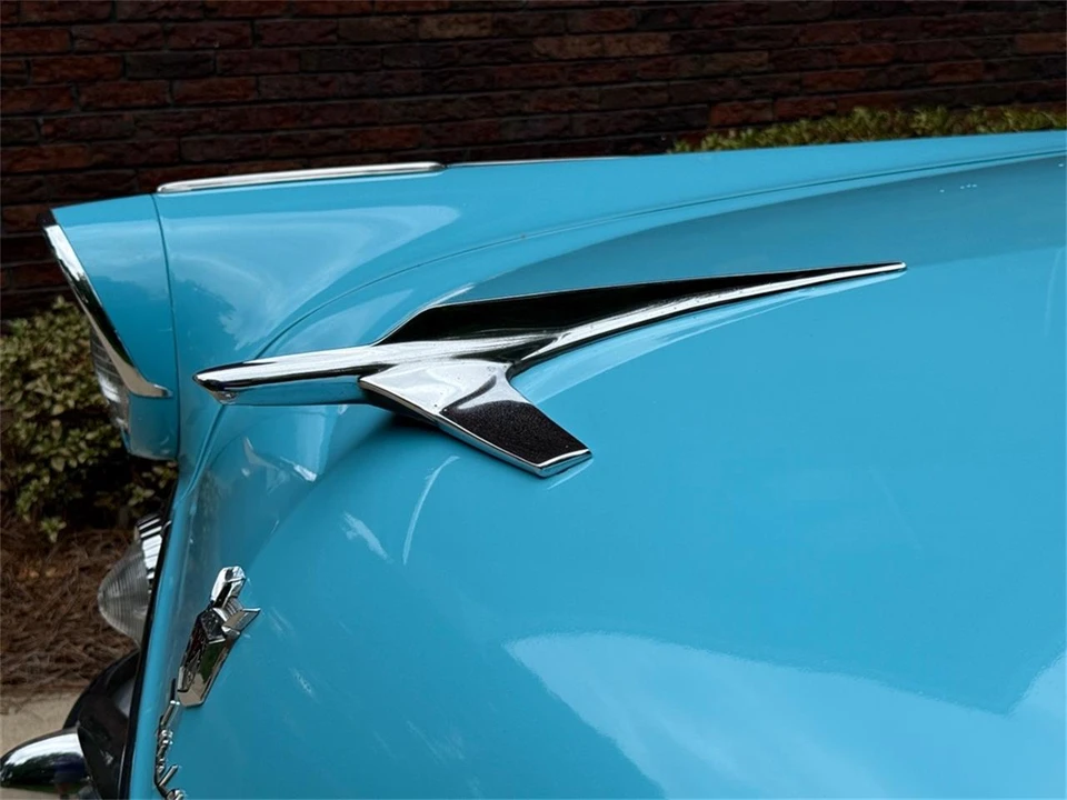 1955 Ford Fairlane 1st Gen - Image 27 of 31
