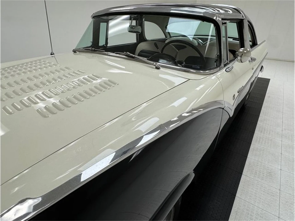 1955 Ford Fairlane 1st Gen - Image 27 of 31
