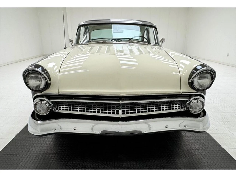 1955 Ford Fairlane 1st Gen - Image 8 of 31