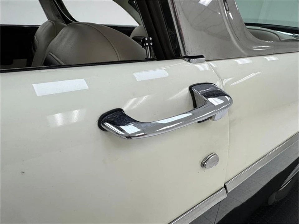 1955 Ford Fairlane 1st Gen - Image 19 of 31