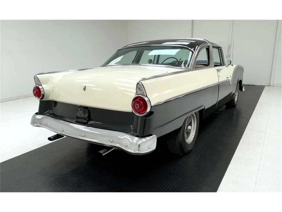 1955 Ford Fairlane 1st Gen - Image 5 of 31
