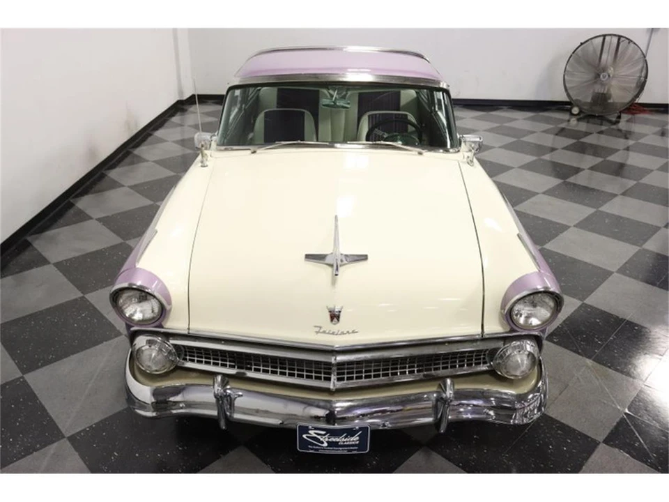 1955 Ford Fairlane 1st Gen - Image 23 of 31