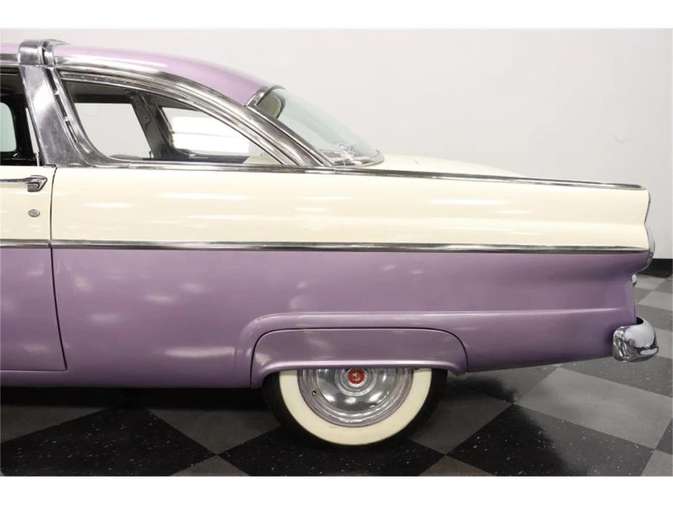 1955 Ford Fairlane 1st Gen - Image 29 of 31