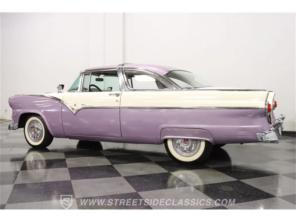 1955 Ford Fairlane 1st Gen - Image 9 of 31