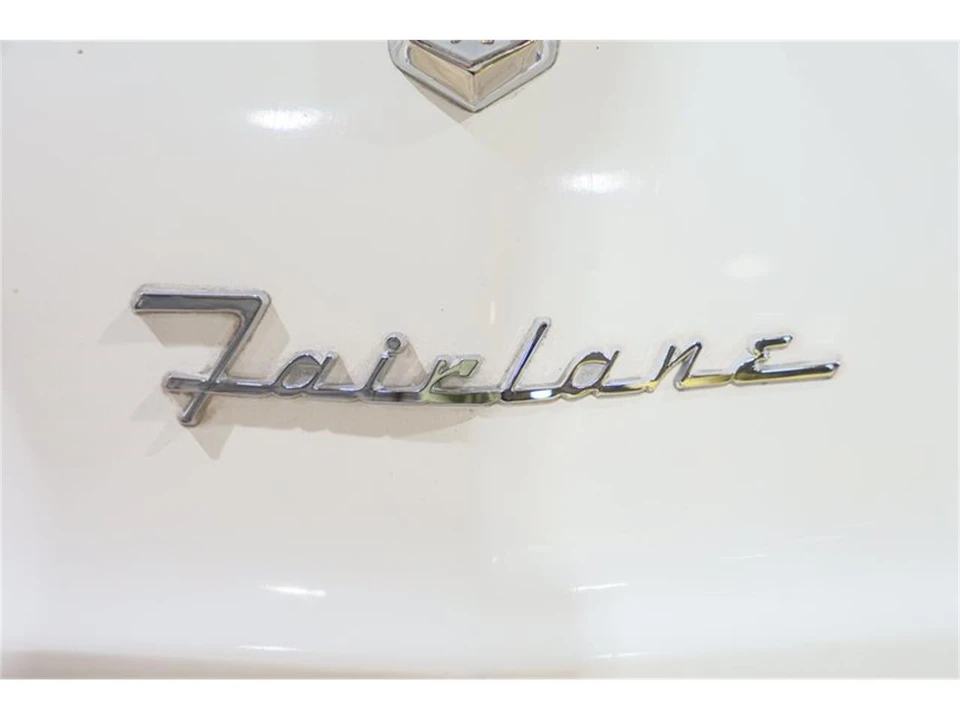 1955 Ford Fairlane 1st Gen - Image 23 of 31
