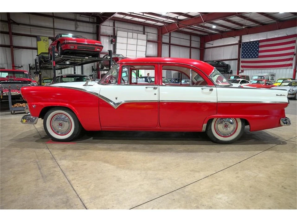 1955 Ford Fairlane 1st Gen - Image 4 of 31