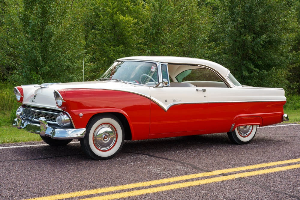 1955 Ford Fairlane 1st Gen - Image 4 of 31