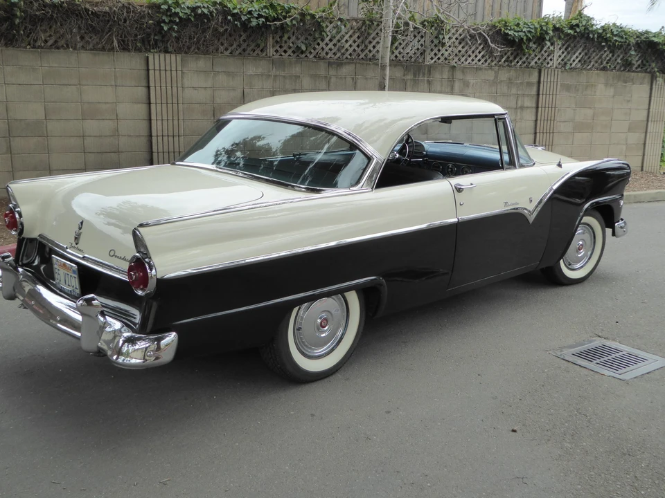 1955 Ford Fairlane 1st Gen - Image 10 of 31