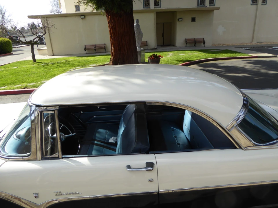 1955 Ford Fairlane 1st Gen - Image 22 of 31