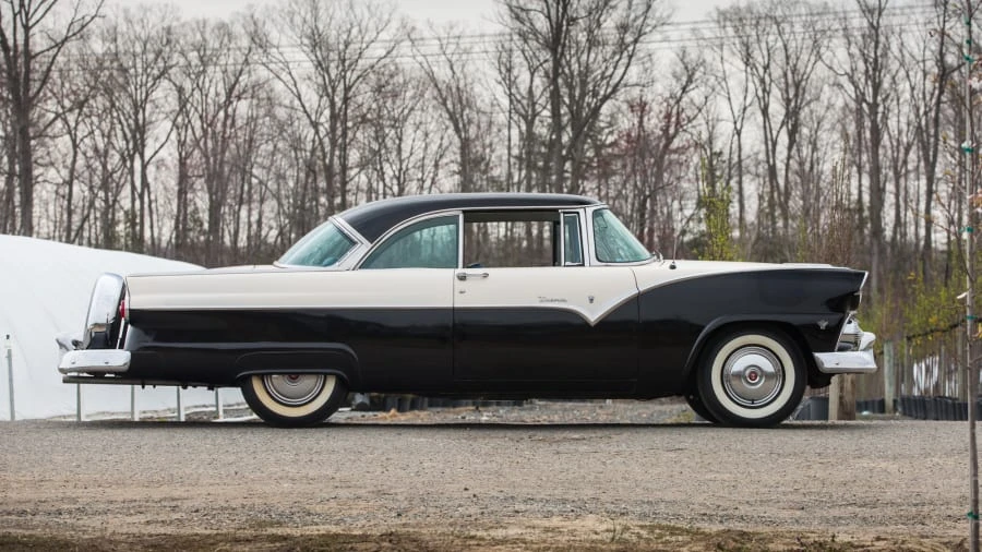 1955 Ford Fairlane 1st Gen - Image 2 of 12