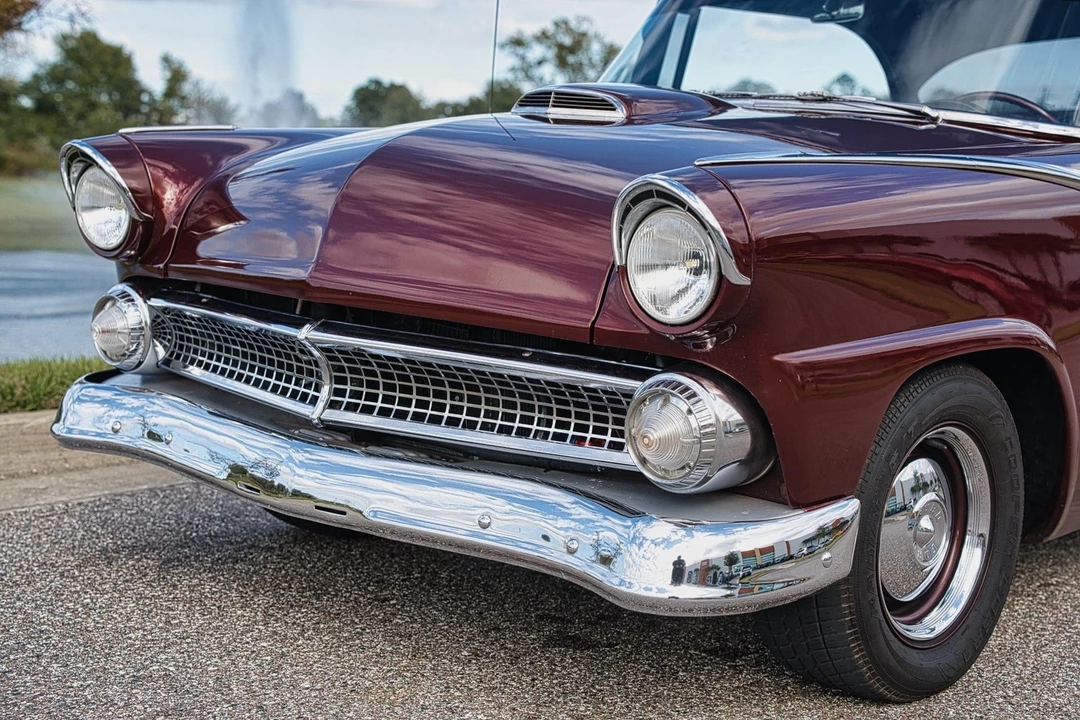1955 Ford Fairlane 1st Gen - Image 26 of 31