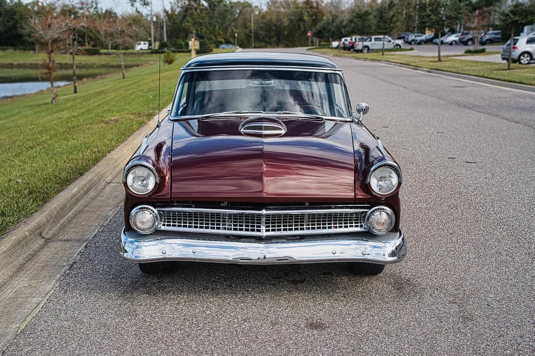 1955 Ford Fairlane 1st Gen - Image 22 of 31