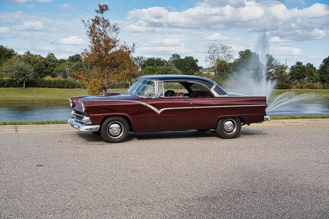 1955 Ford Fairlane 2nd Gen - Image 18 of 21